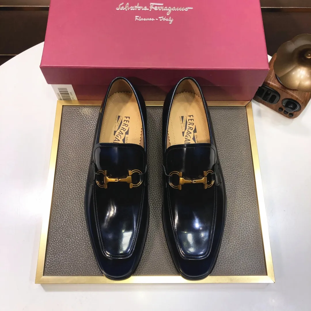 Men's shoes 💰500💰 [Ferragamo/Ferragamo] The latest model in the counter. Original imported high-quality cowhide with open sides + imported 🐂 water-dyed cowhide lining + original luxury metal buckle + original combination outsole. Comparison without pressure 38--45 (45 is custom-made and cannot be returned or exchanged)